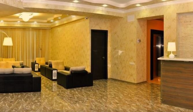 L Plaza Hotel Tbilissi Extérieur photo